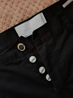 Miesten mustat farkkushortsit koko XL