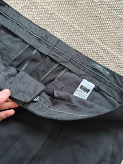 Miesten suorat housut