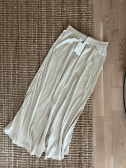 Modström satiinihame xs