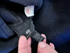 musta huppari black panther