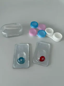 Naamiais asuun tarvikkeita