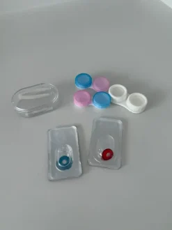 Naamiais asuun tarvikkeita