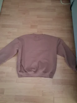 Naisten gollege paita