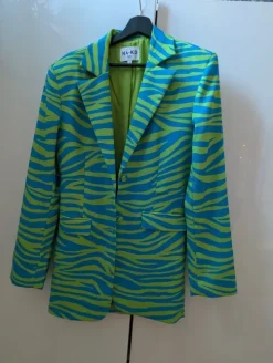 NA-KD bleiseri koko 36