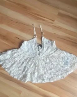 New Yorker, amisu, biały top koronkowy M