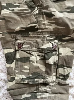 New Yorker FSBN Camo shortsit
