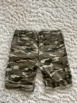 New Yorker FSBN Camo shortsit