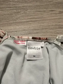 Newbie naisten kukallinen uimapuku M