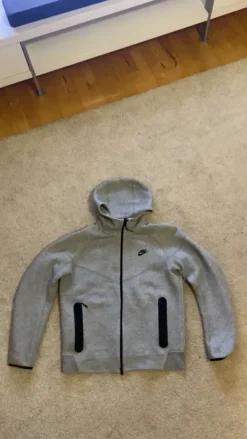Nice tech fleece full zip hoodie