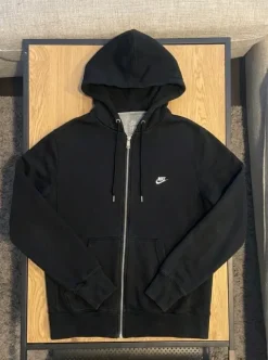 Nike musta vetoketjullinen huppari