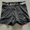 Nike Pro shortsit