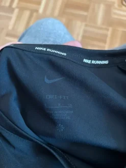 Nike Running treenipaita