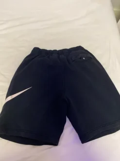 Nike shortsit