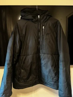 Nike Therma-Fit toppatakki