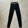 Nike treenitrikoot XS