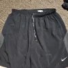 Nike urheilushortsit