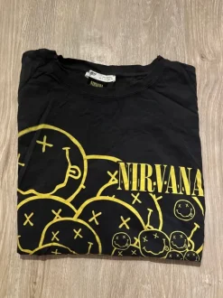 Nirvana t-paita