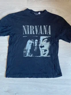 Nirvana t-paita