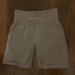 NVGTN Shortsit