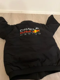 Oracle Red Bull Racing toppatakki – koko S/M