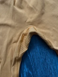 Oranssit ICIW legginsit