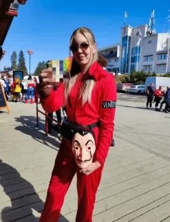 penkkariasu + naamari S/M