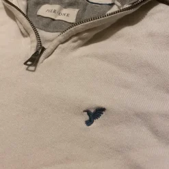 Pier One White Knit Quater Zip 1/4 Size S