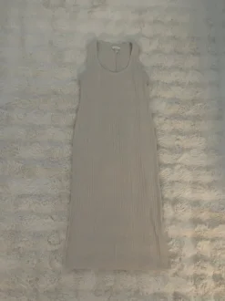 Pitkä h&m mama mekko