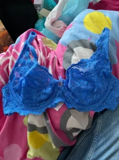 Pitsiset rintaliivit