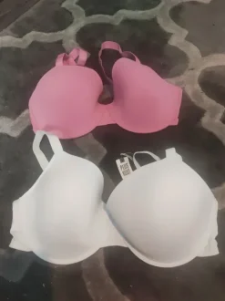 Pola Kahdet rintaliivit