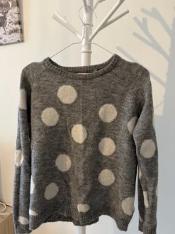 Polka-dot knit sweater
