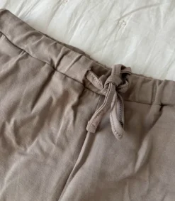 PrettyLittleThing olohousut