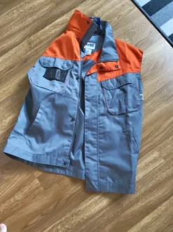 Professional Workwear vest. Työliivi