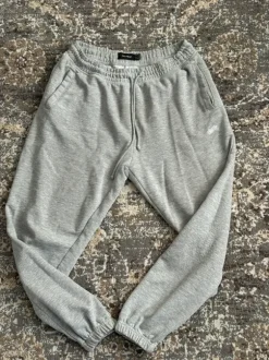 Pull&Bear collegehousut