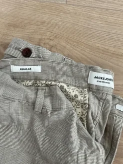 Puuvilla/pellava shortsit