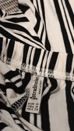 Raidallinen jumpsuit