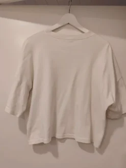 Riva Clothing luonnonvalkoinen boxy t-paita