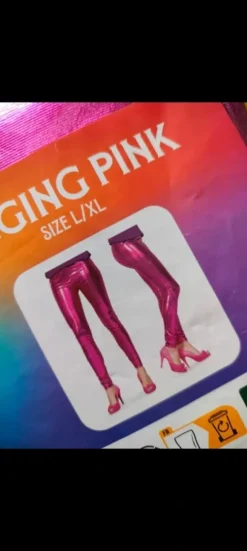 Różowe metaliczne leginsy na zabawę karnawal lata 80