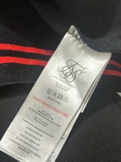 Siksilk huppari