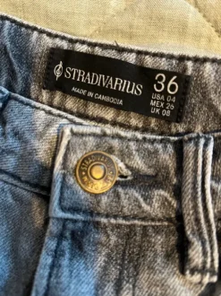 Stradivarius leveät farkut
