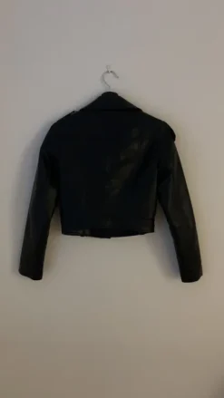 Stradivarius nahkatakki