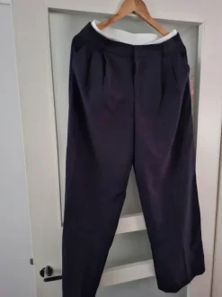 Stradivarius uudet leveälahkeiset suorat housut