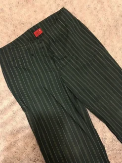 strped pants