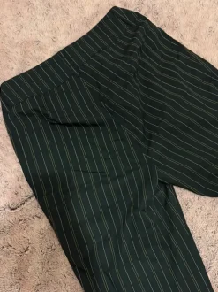 strped pants