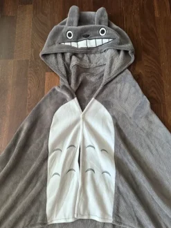 Szlafrok narzutka one duże kigurumi przebranie strój Totoro