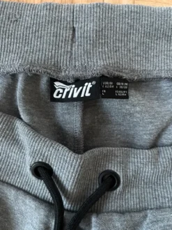 Taskulliset shortsit