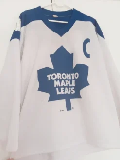 Toronton Maple Leafs pelipaita