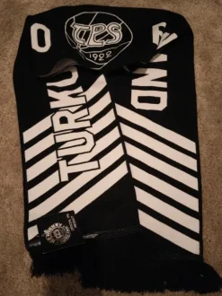 TPS virallinen fanihuivi