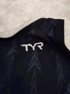 Tyr - kisauimapuku (koko D128)