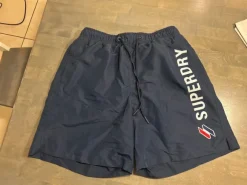 Uima shortsit pojalle